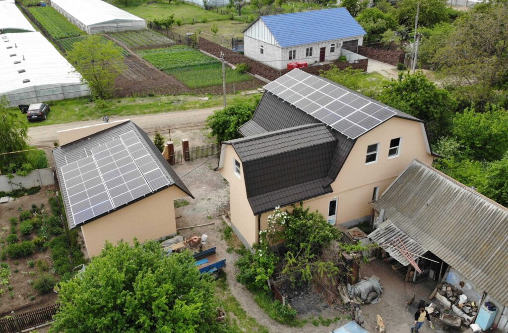 solnechnaya_stantsiya_pod_zelenyy_tarif